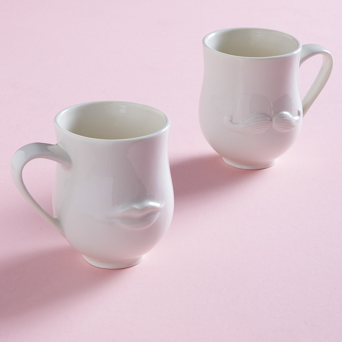 mr_mrs_muse_mugs_pink_x1200